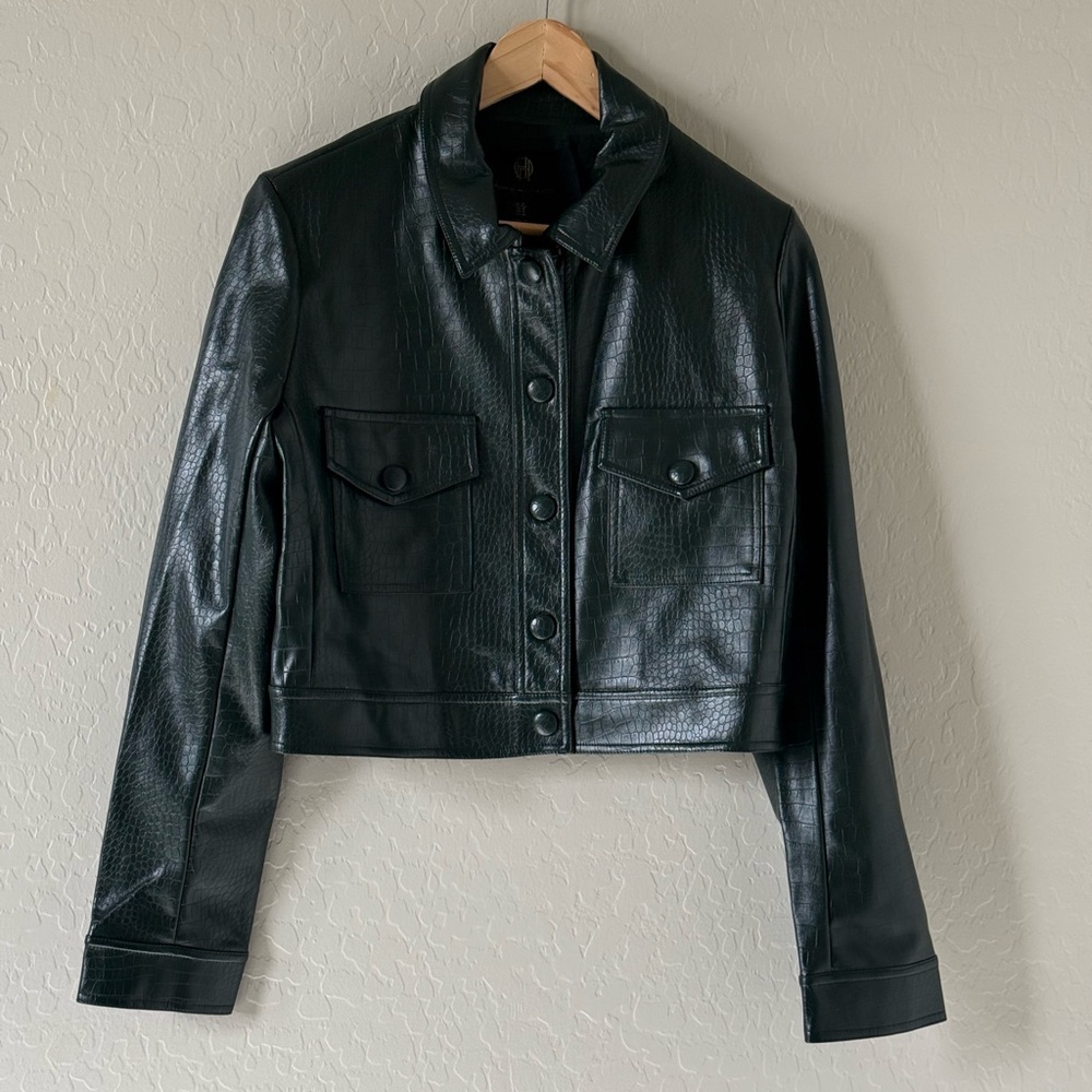 NWT House of Harlow 1960 cropped faux leather jacket Dark Green - Medium